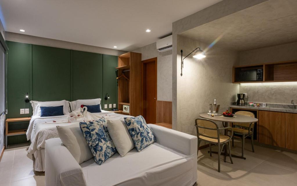 Malibu Plaza Hotel Lauro de Freitas Exterior photo